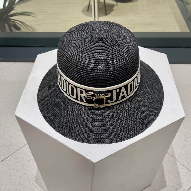 Dior top hat (200)